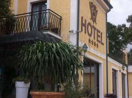 Hotel Palace 4S, hotel in zona Aeroporto di Crotone - CRV, Crotone