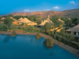 The Oberoi Vanyavilas Wildlife Resort, Ranthambhore, hotel in Sawāi Mādhopur