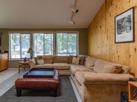 Todds Lakefront House, hotel en Bass Lake