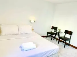 โรงแรมสุขวิไล Sukwilai Hotel