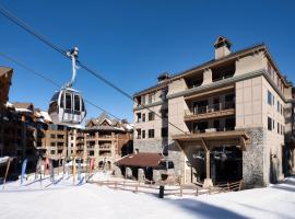 The Residences at One Village Place by Hyatt Vacation Club, hotell i Truckee