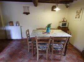 I Poderi - Lovely Country House in Maremma: Caldana'da bir otel