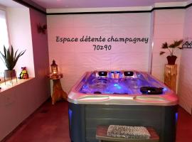 Espace détente Champagney，查姆帕尼的度假屋