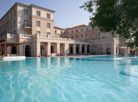 Grecotel Larissa Imperial, готель у місті Лариса