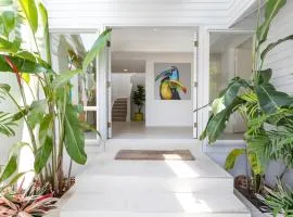 Peaceful Holiday Living, Noosa Heads