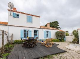 Maison de caractere pour des vacances en famille ou entre amis!, hotel in La Guérinière