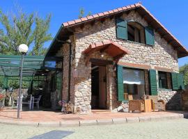Casa rural la castañona, cheap hotel in Buiza