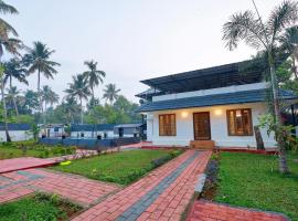 Waves and Shores Pool Beach Villa, hotel di Mararikulam