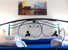 Lo Spioncino Apartments, hotel in Otranto