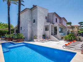 Barcares Nou, pet-friendly hotel in Alcudia