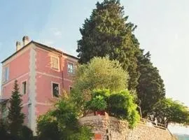 Finale Ligure Gorra Rooms Rosa di Mare vicino al mare lontano dal caos!