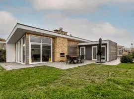Holiday Home Green Resort Mooi Bemelen-1 by Interhome