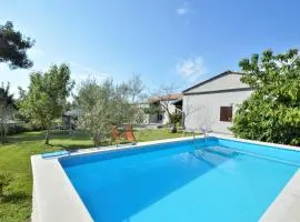 Holiday Home Latin by Interhome