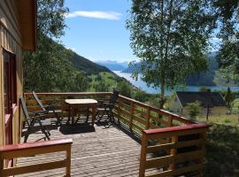 Holiday Home Turken by Interhome, ξενοδοχείο σε Kaupanger