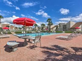 Cozy PCB Condo Less Than half Mile to Public Beach Access!, hotel in Panama City Beach