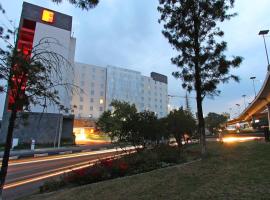 Fiesta Inn Naucalpan, hotell i Naucalpan i Mexico by