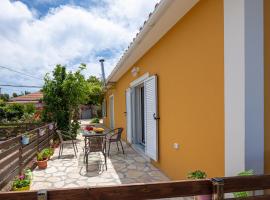 Adonino Residence-The House of Pomegranates, holiday rental in Lakithra