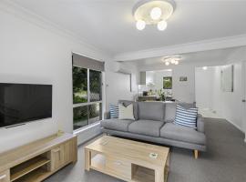 3 40 Bigoon Road, βίλα σε Point Lookout