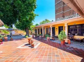 Hotel Colonial La Casa De Siempre