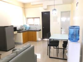 Door 1 Bench Apartment, hotel en Tacloban