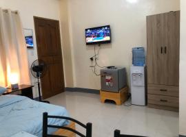 Door 8 Bench Apartment, apartment in Tacloban