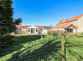 Millcott, holiday home in Lincoln