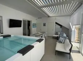 Moma House