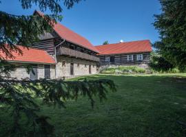 Roubená chalupa Český ráj Nadslav, location de vacances à Střevač