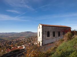 Le Couvent, hotel v destinaci Veyre-Monton