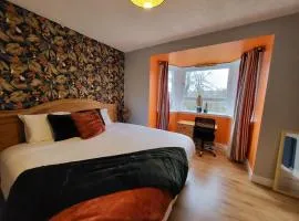4 Bedroom Apts at Sensational Stay Serviced Accommodation Aberdeen- Powis Crescent