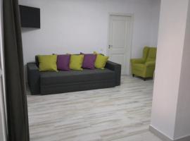 Luxury apartament, hotell i Curtea de Argeş