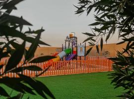 Hideout Farmhouse - By Seven Elements, chalet i Ras al Khaimah