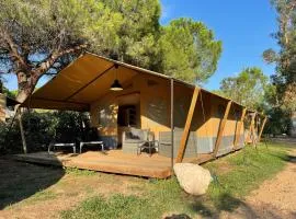 Budget Glamping Safaritent - Mas de Mourgues