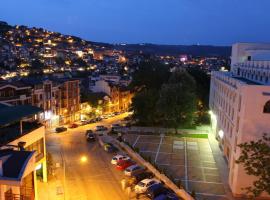 City Hotel, hotel sa Veliko Tŭrnovo