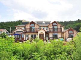 Prime Pension, hotel in Yangyang