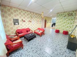 VIE HOMESTAY TAWAU, resort village in Tawau