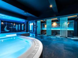 Hotel Warszawa Spa & Resort、アウグストゥフのホテル