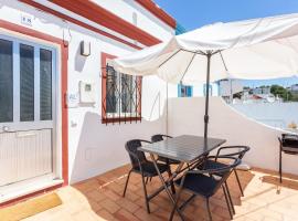 Fisherman's house in OldTown with exclusive rooftop, hotell i Albufeira