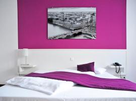 Hotel zum Brunnen, hotel v destinaci Friedberg