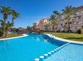 Apartamento Tamarindo - Ubicación Premium Frente a la Playa con Piscina