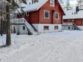 Holiday Home Alppikylä 8b paritalo by Interhome, holiday rental in Hyrynsalmi