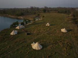 Privāta brīvdienu naktsmītne Burhan Wilderness Camps pilsētā Bhurkīā