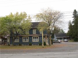 hôtel Fleurs Karaïbes, hotel a Saint-Alexandre-de-Kamouraska