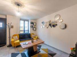 CHOUETTISSIME Topséjour-Roanne 1 chambre All Inclusive, hotel poblíž Letiště Renaison - RNE, 