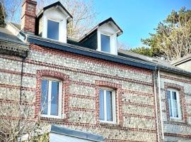 Etretat: agréable maison de ville, hotel in Étretat
