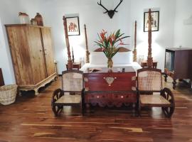 Villa seven faces, hotel with parking in Galle