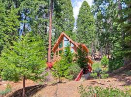 Red Fox Retreat, hotel in Yosemite West