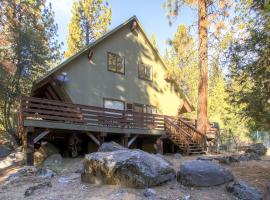 Viesnīca Yosemite's Creekside Birdhouse pilsētā Vavona