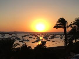 Ponent Formentera: La Savina'da bir otel
