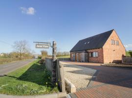 Walnut Cottage, stuga i Stratford-upon-Avon